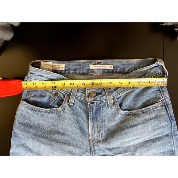 Levis Women Middy Straight Jeans, Washed Black, Size W26, red tab, zip fly - Picture 9 of 14